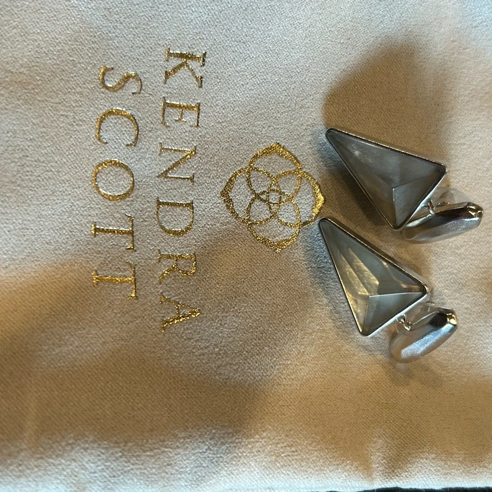 Kendra Scott Geometric Earrings with gray abalone stone. Approx 1 inch length. - Picture 2 of 2